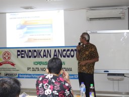 Pendidikan Anggota Koperasi Karyawan PT. DNP