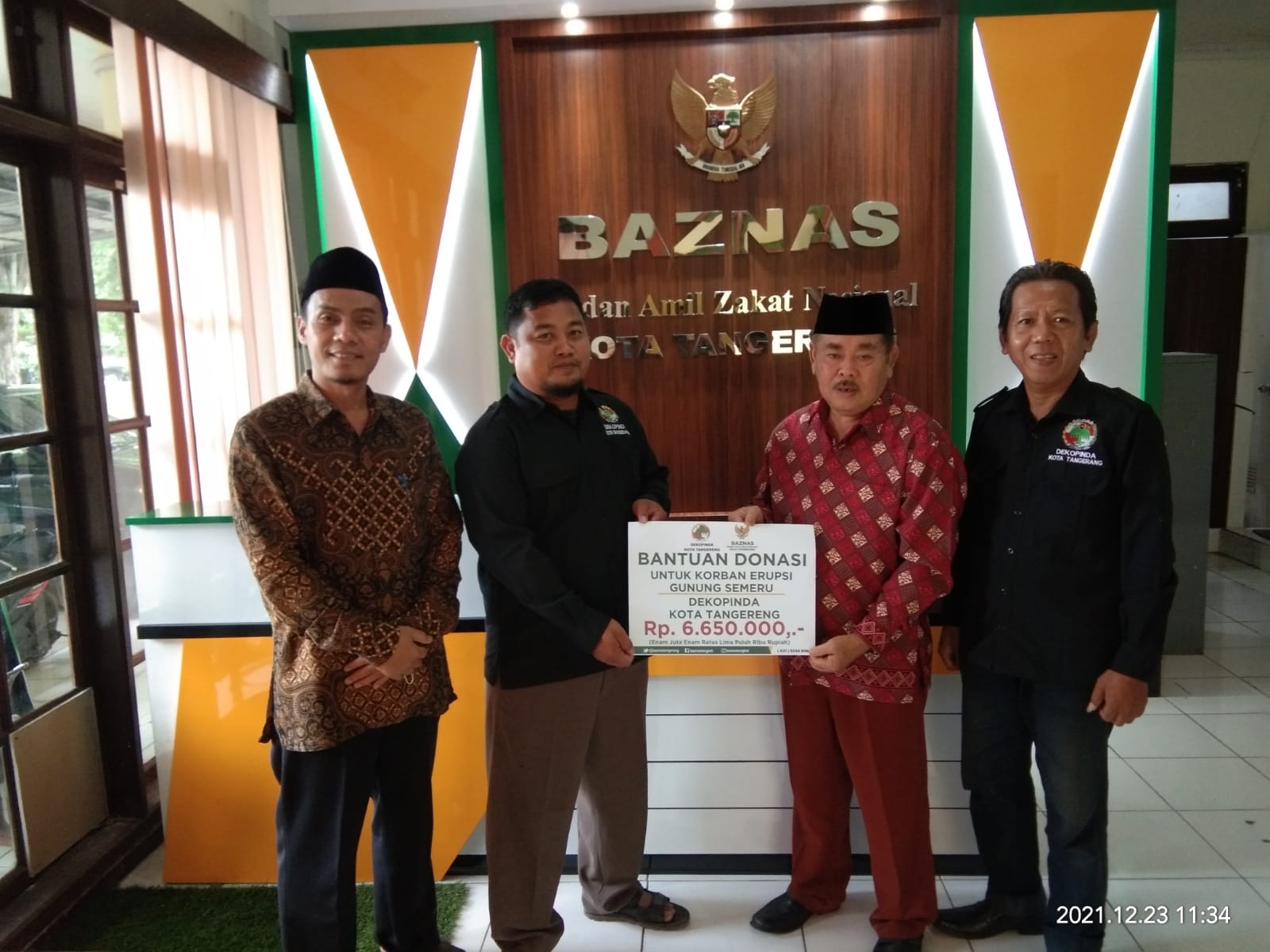 DEKOPINDA Peduli Korban Erupsi Semeru